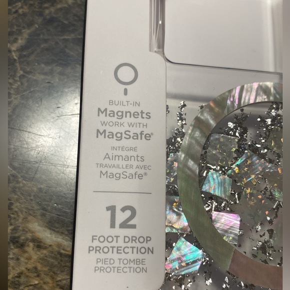 Iphone 15 pro case. Touch of pearl magsafe. - Picture 2 of 5
